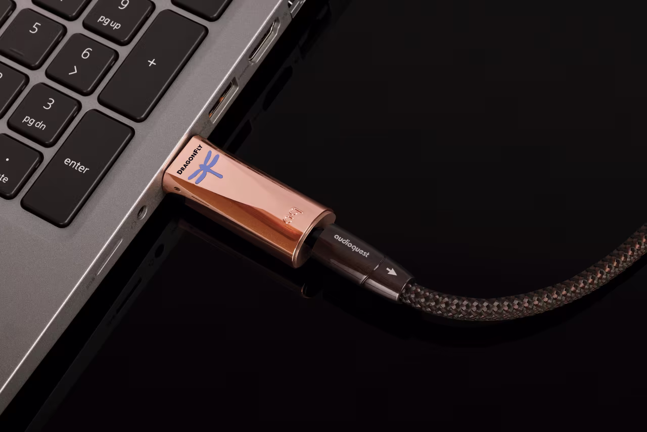 AudioQuest DragonFly Copper portable DAC connected to a laptop